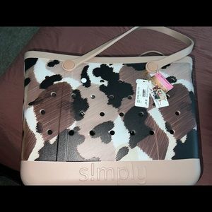 Large simply southern tote